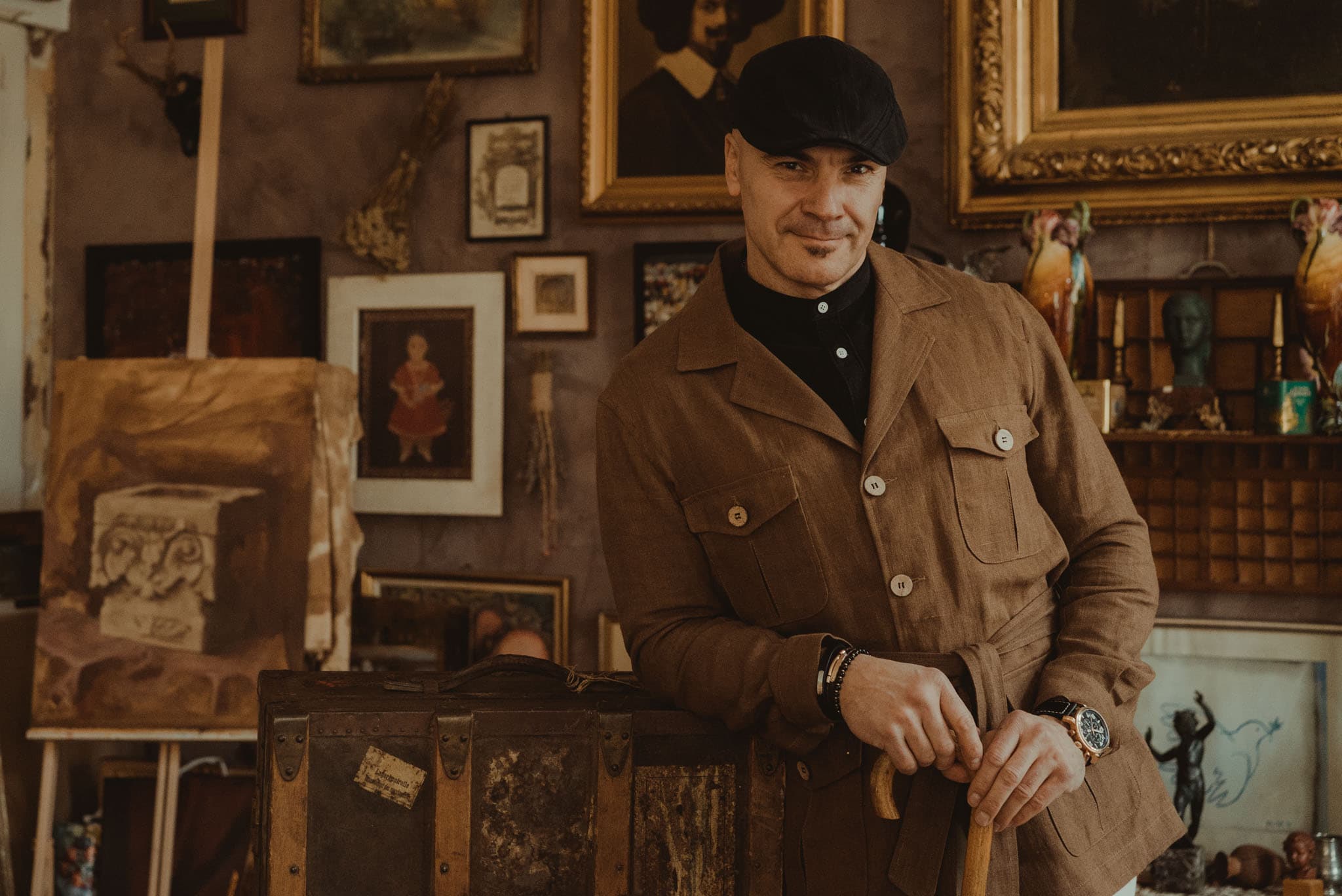 COATS & JACKETS