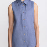 Bârsana French linen shirt blue – collar and coconut button close-up, handmade in Transylvania, De IONESCU