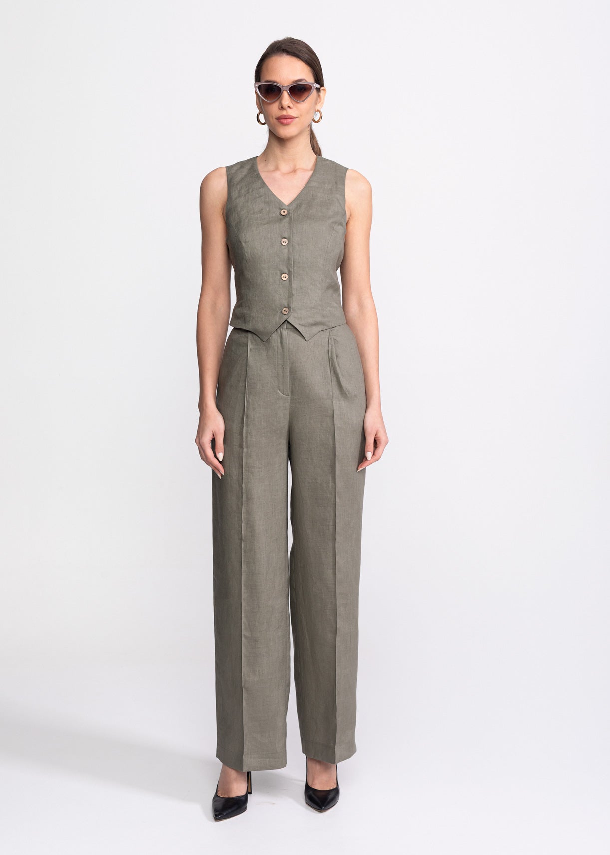 Figa linen suit set women khaki – V-neck waistcoat and high waist trousers, handmade in Transylvania, De IONESCU