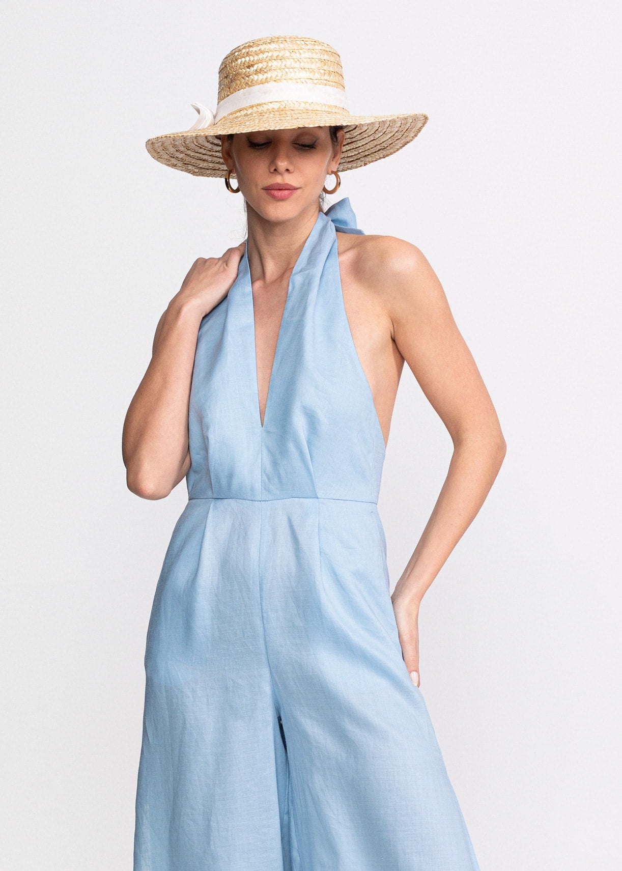 De IONESCU Salopetă Eforie bej din in francez 160 gsm – talie mulată, spate deschis halter, croită în România