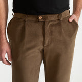 Die Dacian-Hose aus Bio-Baumwolle – Russet Brown