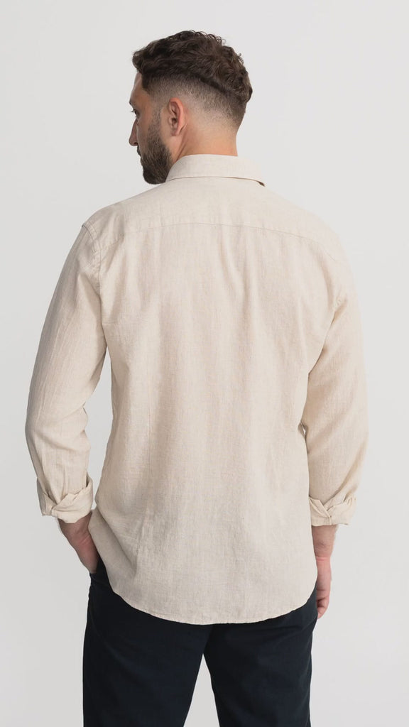 De IONESCU Godeanu linen shirt – Natural – product showcase video